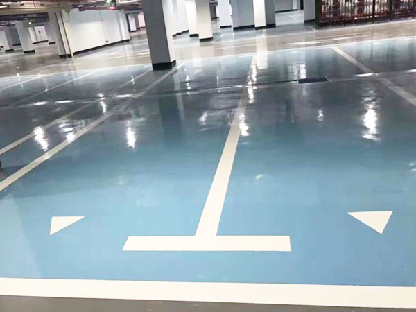 水性環(huán)氧砂漿平涂光亮地坪